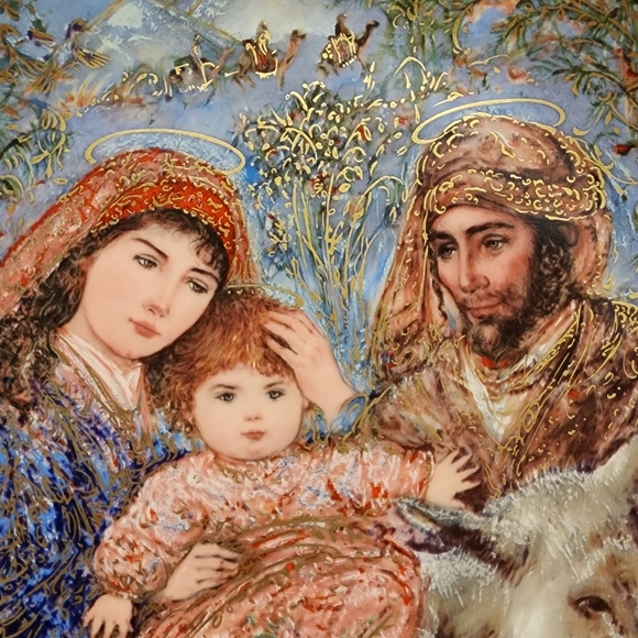 Christmas Collectors Plate- The Flight Into Egypt- Edna Hibel - Picture 2 of 5